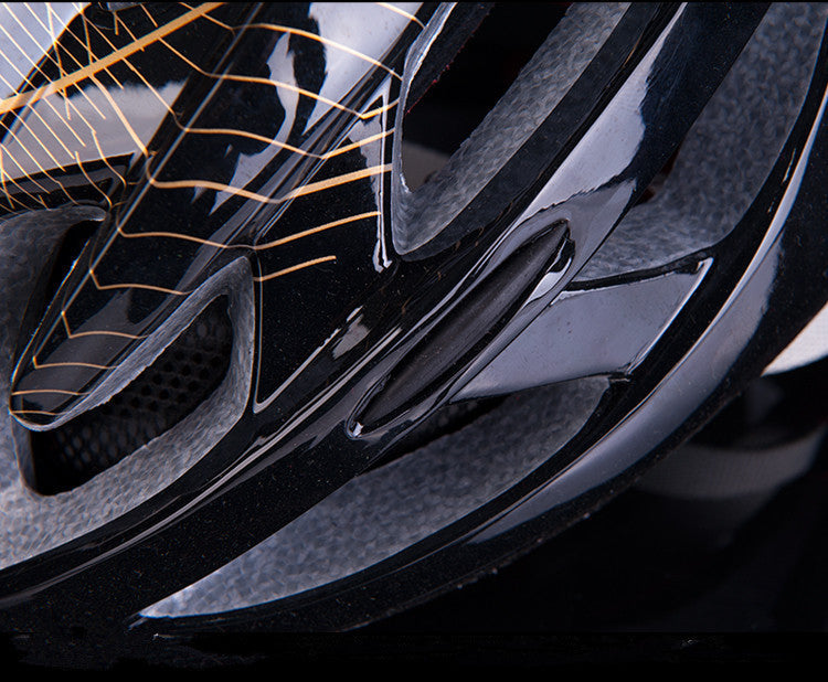 Bicycle mountain bike helmet